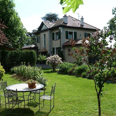 Bed and Breakfast Domaine Du Pressoir Ambilly Exteriér fotografie